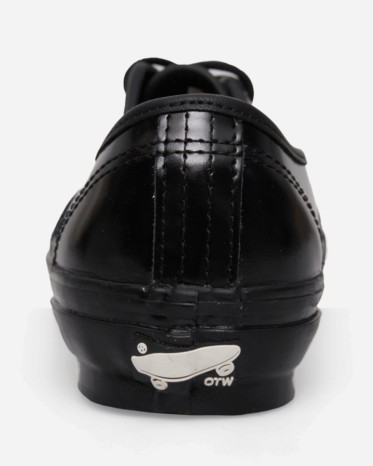Authentic 44 Siped Vibram Sneakers Black