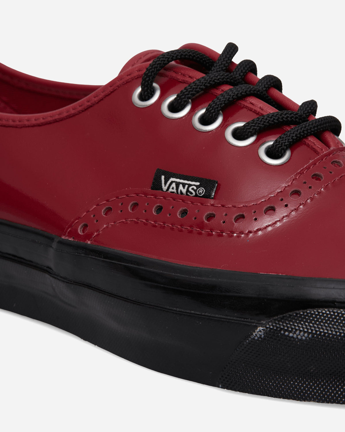 Authentic 44 Siped Vibram Sneakers Bordeaux