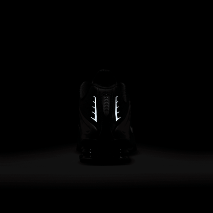 Women's Nike Shox R4 "Black Team Red"
