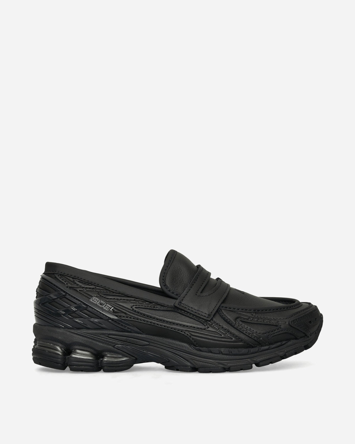 1906L Sneakers Black