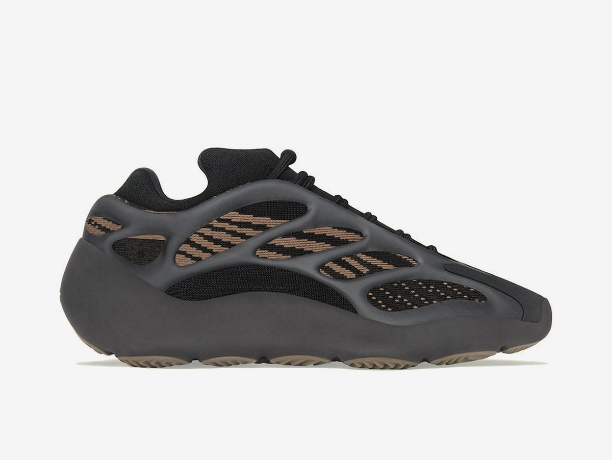 Yeezy 700 V3 Clay Brown