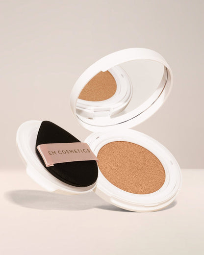 EM Cosmetics Daydream Cushion Foundation with SPF in Sweet Secret, a light-medium shade for evening skin tone.
