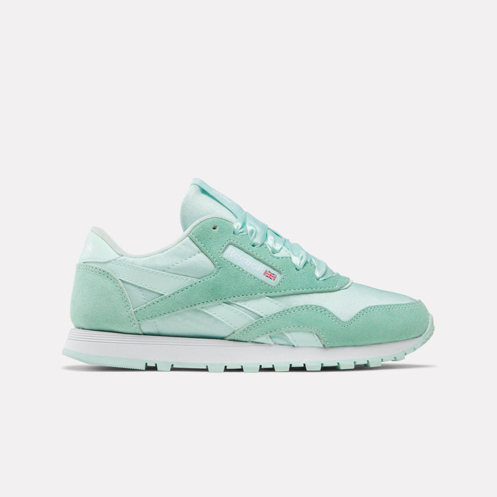 Reebok Footwear Kids Classic Nylon Shoes - Grade School GLITCHAQUA/FTWRWHITE
