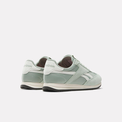 Reebok Footwear Women World 70 Shoes GREEN/WHITE/WHITE