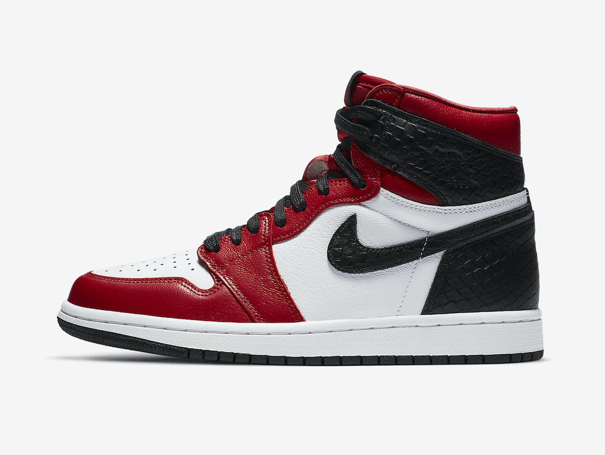 Air Jordan 1 High Satin Snake (W)